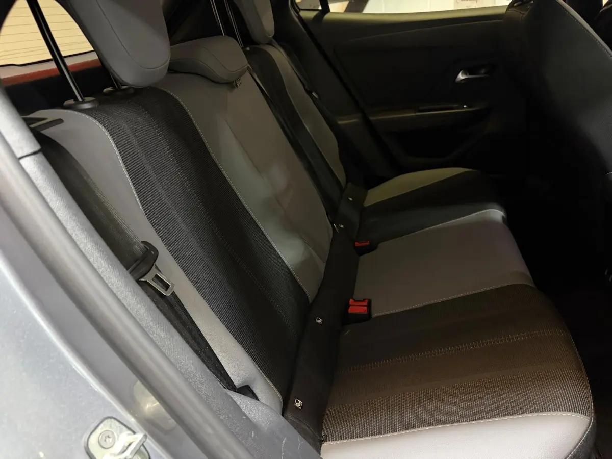 1.2 Turbo Business Ultimate /CARPLAY/CAMERA/CRUISE