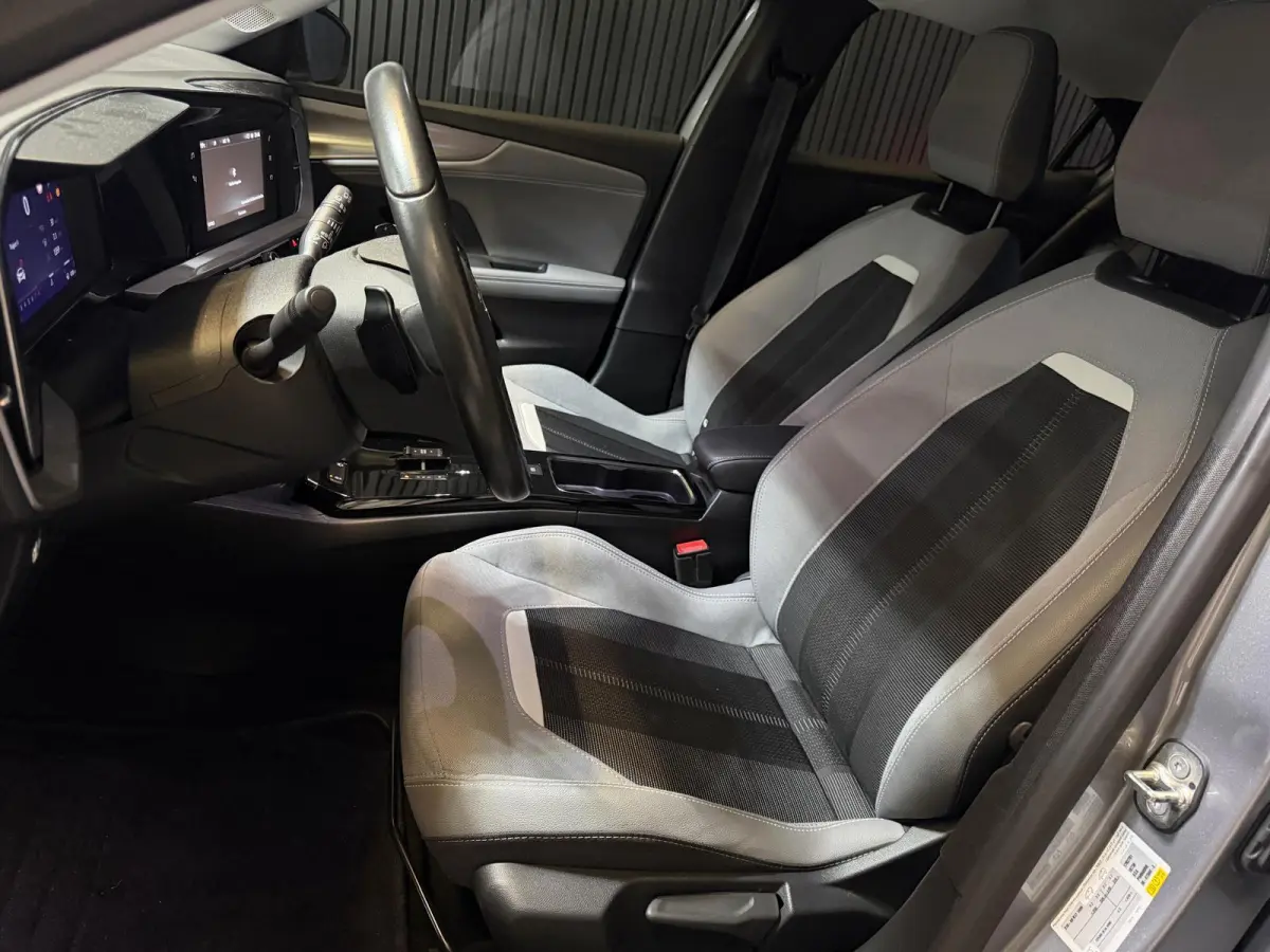 1.2 Turbo Business Ultimate /CARPLAY/CAMERA/CRUISE