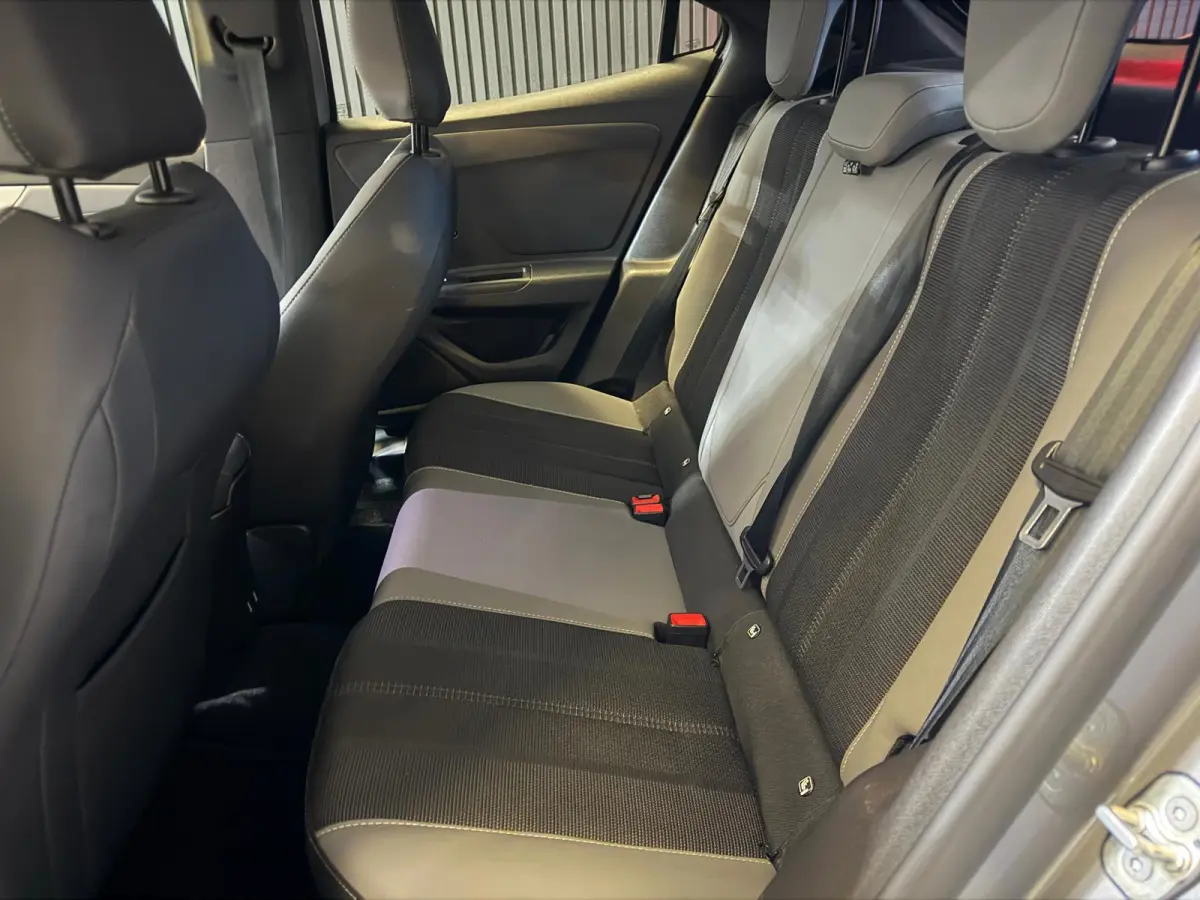 1.2 Turbo Business Ultimate /CARPLAY/CAMERA/CRUISE