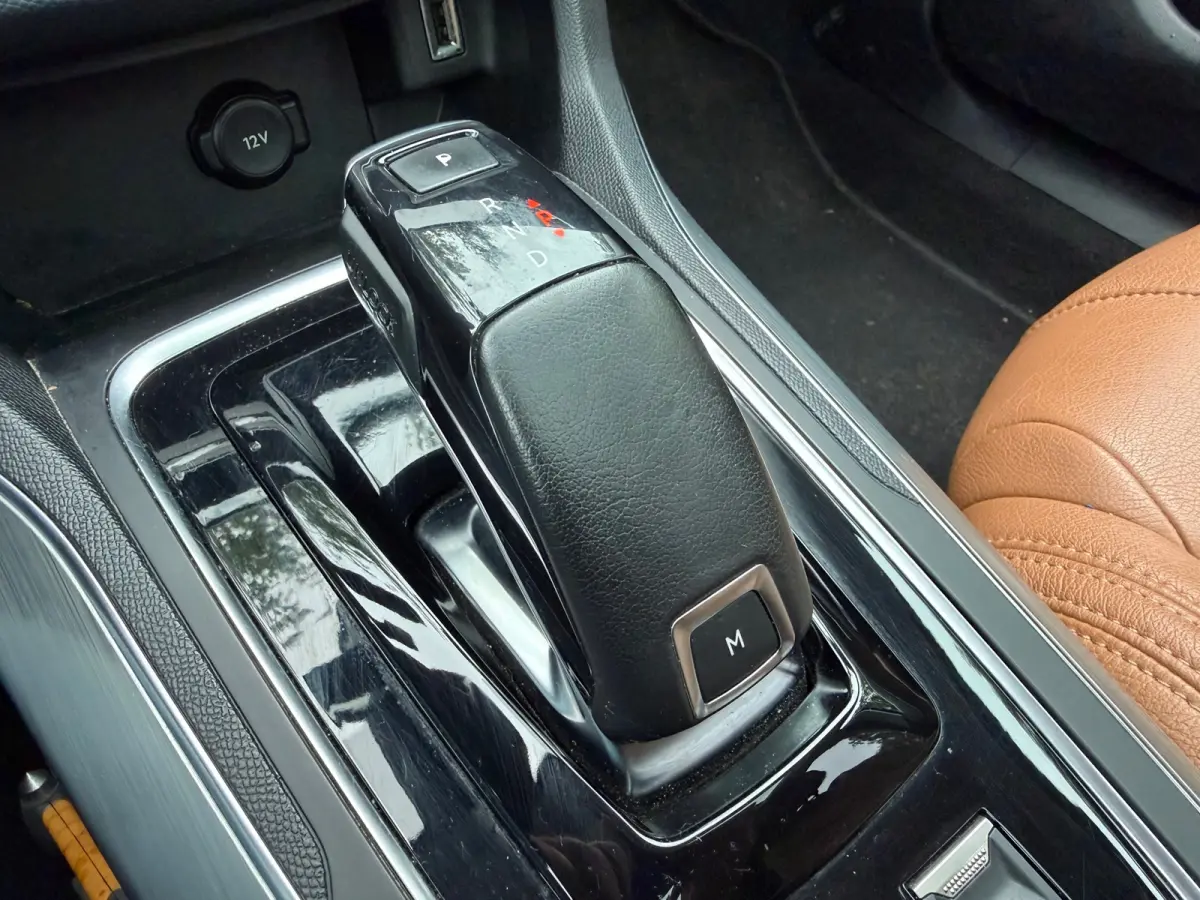 1.2 PureTech Blue Lease Premium | Cruise control + NAP + Leder Nu € 7.950,- !!!