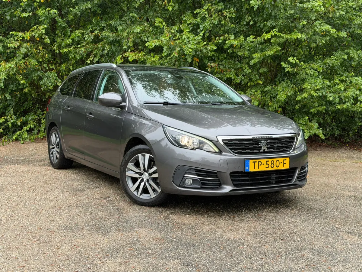 1.2 PureTech Blue Lease Premium | Cruise control + NAP + Leder Nu € 7.950,- !!!