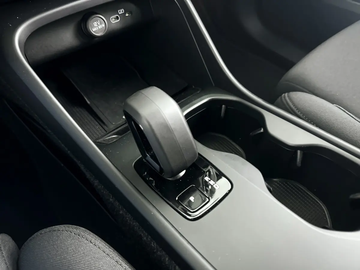 Single Motor Extended Range Plus 82 kWh | Parkeercamera | Stoel- en stuurverwarming | Trekhaak