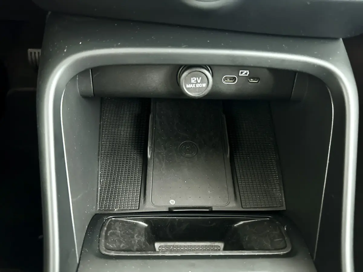 Single Motor Extended Range Plus 82 kWh | Parkeercamera | Stoel- en stuurverwarming | Trekhaak