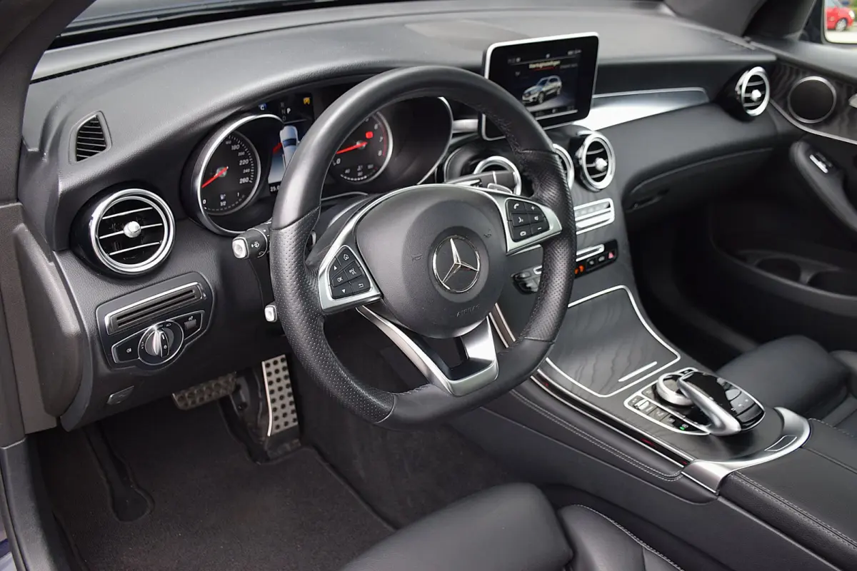 250 4MATIC Business Solution AMG|Pano|Leder|BTW Auto