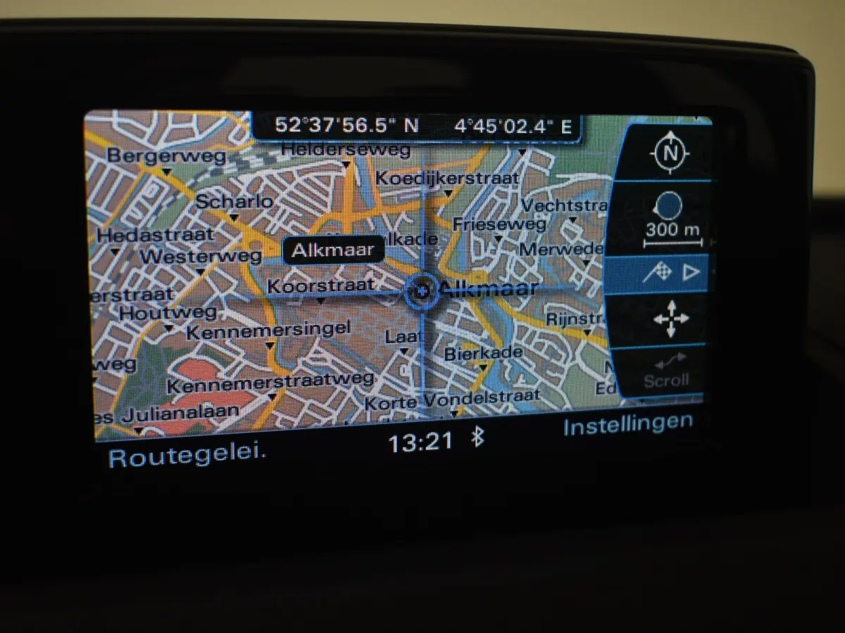 1.4 TFSI CoD Auto Advance l Afn. Trekhaak l Parkeersensoren v en a l Navigatie l Xenon l Lm-velgen l Metallic lak l Cr Control ;
