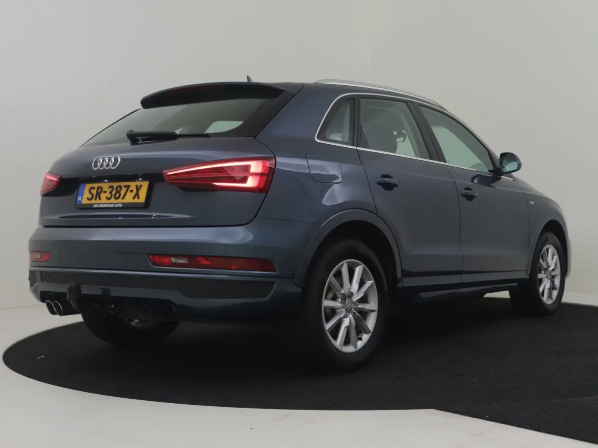 1.4 TFSI CoD Auto Advance l Afn. Trekhaak l Parkeersensoren v en a l Navigatie l Xenon l Lm-velgen l Metallic lak l Cr Control ;
