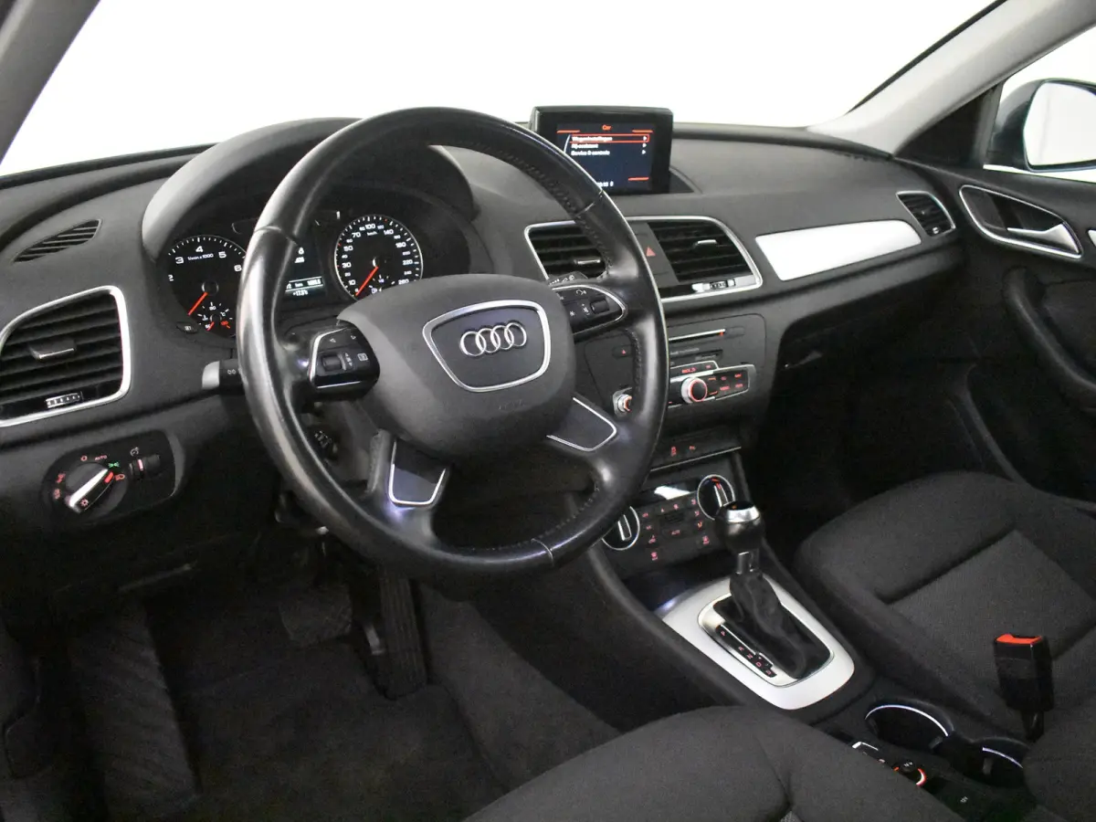 1.4 TFSI CoD Auto Advance l Afn. Trekhaak l Parkeersensoren v en a l Navigatie l Xenon l Lm-velgen l Metallic lak l Cr Control ;