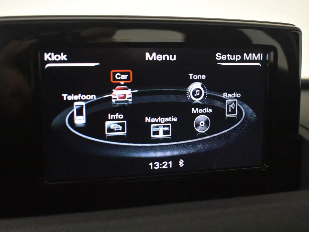 1.4 TFSI CoD Auto Advance l Afn. Trekhaak l Parkeersensoren v en a l Navigatie l Xenon l Lm-velgen l Metallic lak l Cr Control ;