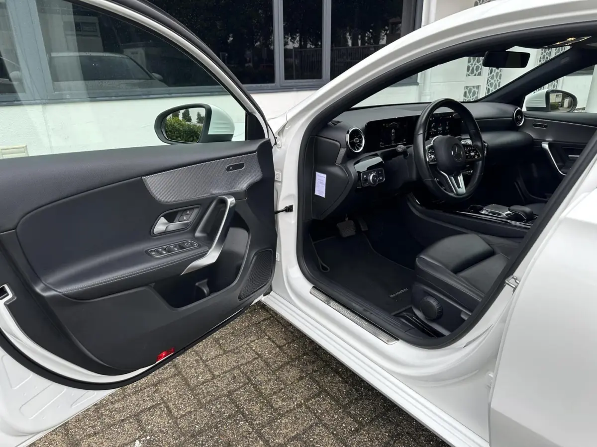 200 Business Solution AMG 2018 NAP €17950