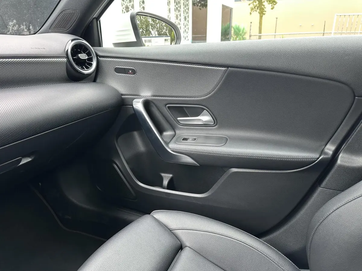200 Business Solution AMG 2018 NAP €17950