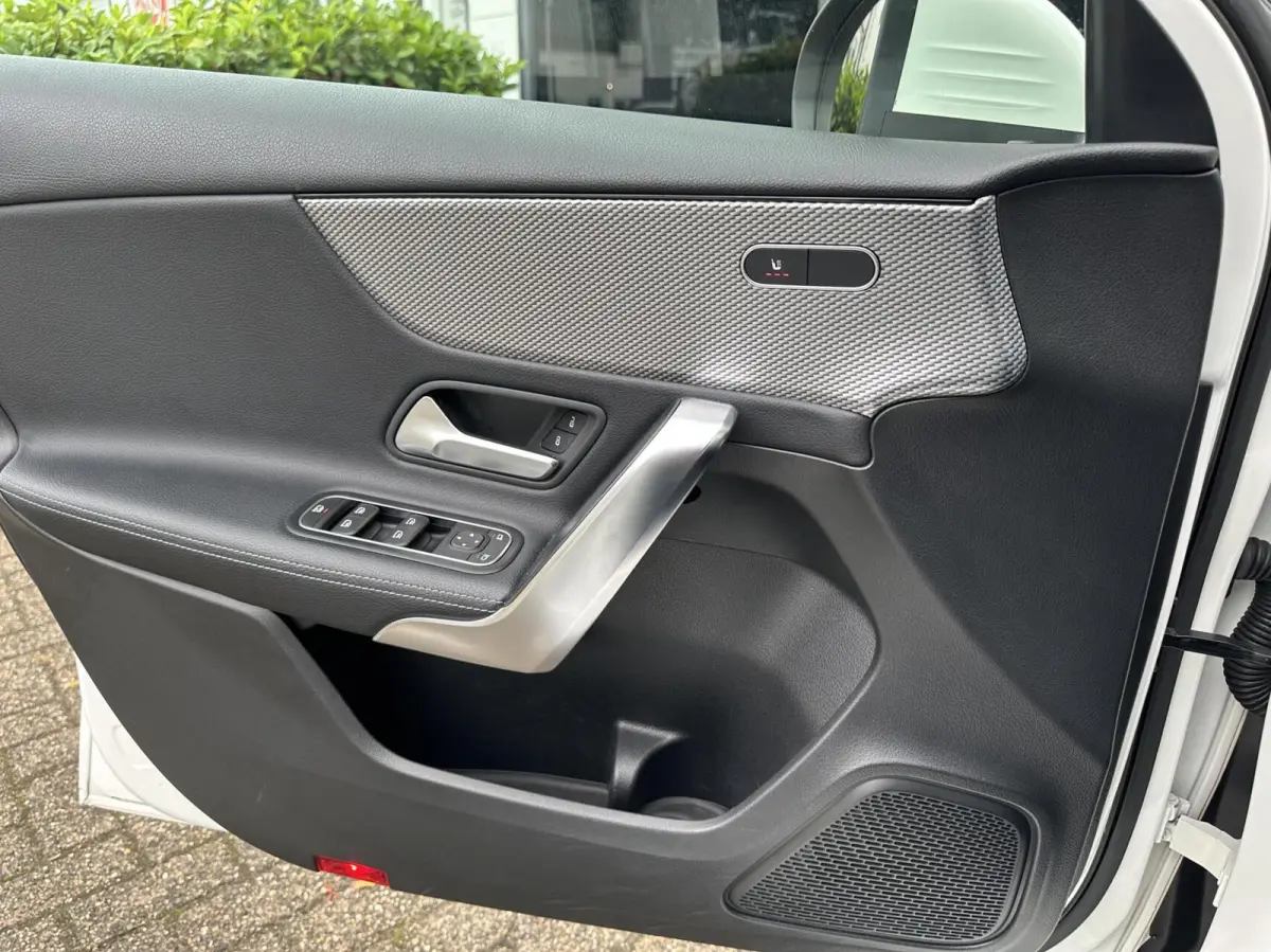 200 Business Solution AMG 2018 NAP €17950