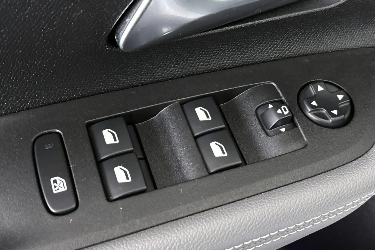 1.2 Elegance Trekhaak Navi Camera Keyless Apple CarPlay