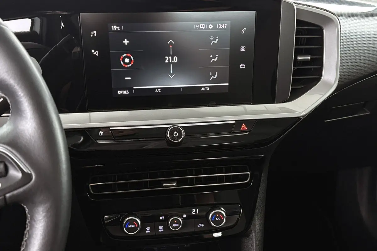 1.2 Elegance Trekhaak Navi Camera Keyless Apple CarPlay