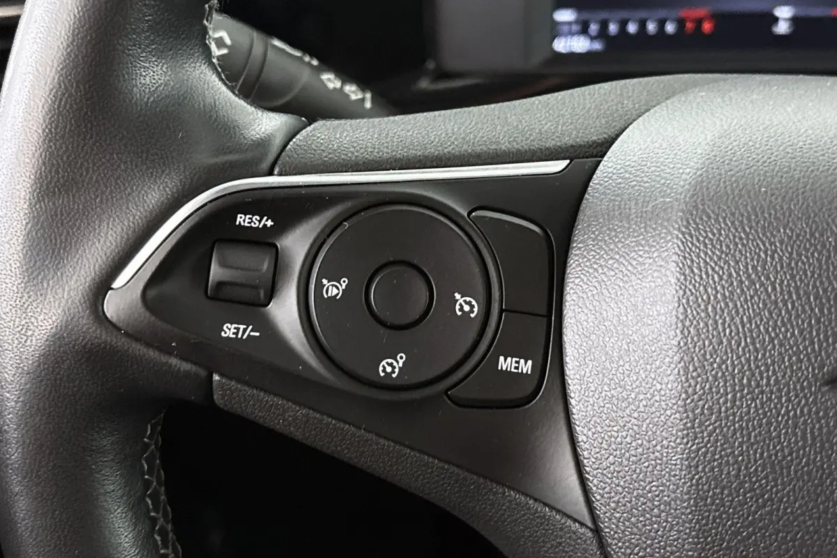 1.2 Elegance Trekhaak Navi Camera Keyless Apple CarPlay