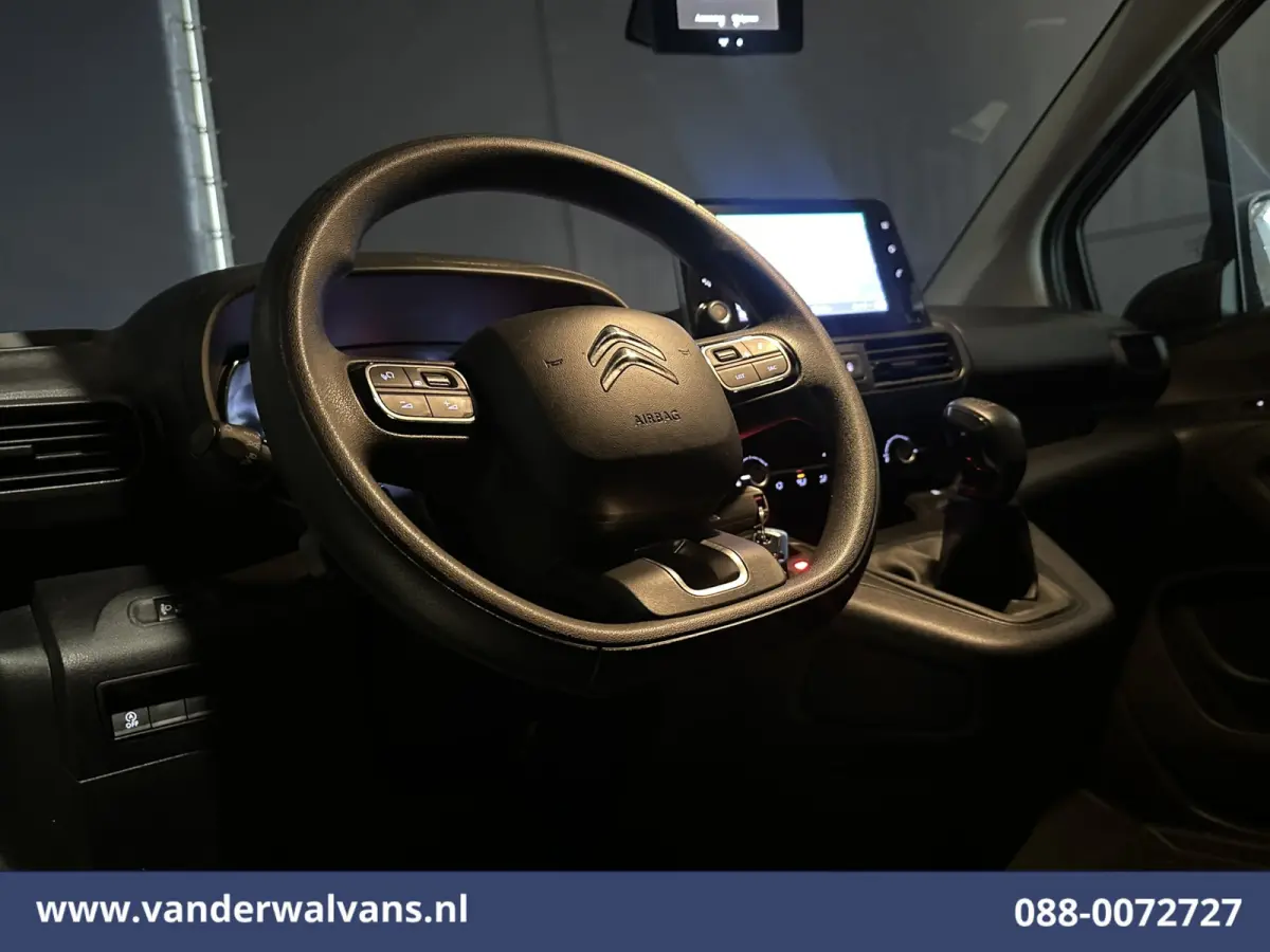 1.6 BlueHDI 100pk L1H1 Euro6 Airco | Navigatie | Apple Carplay | Cruisecontrol | Sidebars Dakdragers, Android Auto, Parkeersensoren, Zijdeur