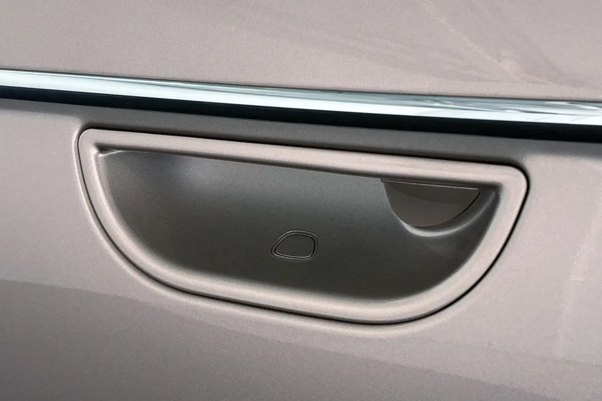 La Prima 42 kWh Pano Leder Stoelverwarming JBL Camera Apple CarPlay