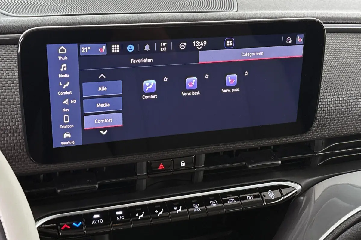 La Prima 42 kWh Pano Leder Stoelverwarming JBL Camera Apple CarPlay