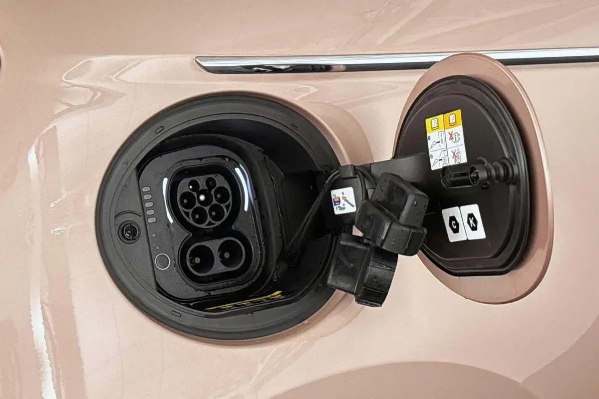 La Prima 42 kWh Pano Leder Stoelverwarming JBL Camera Apple CarPlay