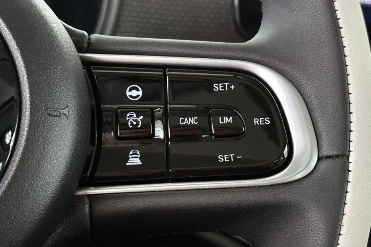 La Prima 42 kWh Pano Leder Stoelverwarming JBL Camera Apple CarPlay