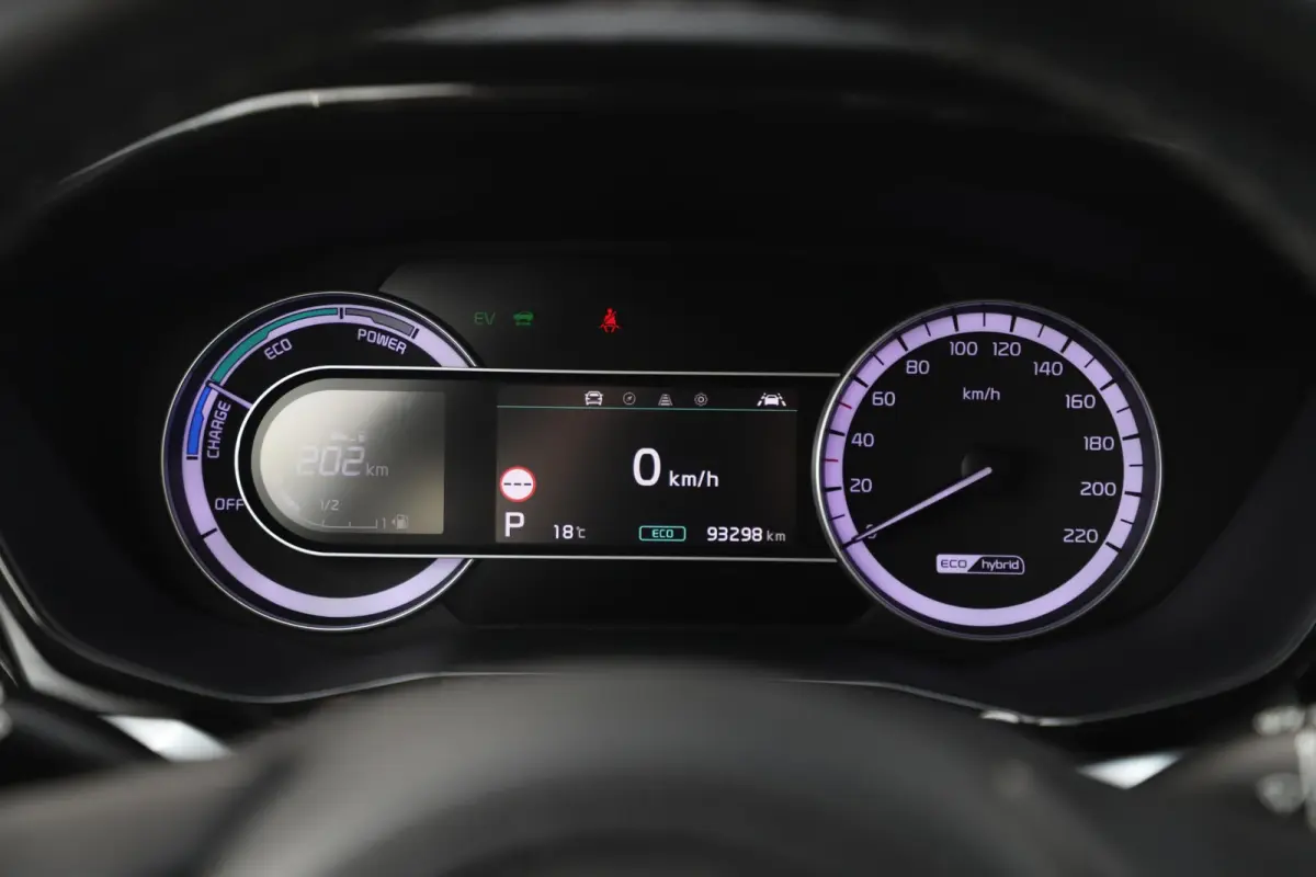 1.6 GDi Hybrid DynamicLine Navigatie Achteruitrijcamera Half Leder Carplay Adaptive Cruise Rijstrooksensor