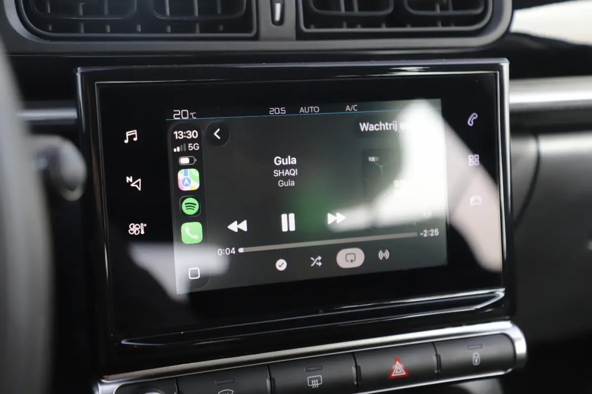1.2 PureTech Feel Navigatie Carplay Android Climate Cruise Control Rijstrooksensor Parkeersensor All-season banden!