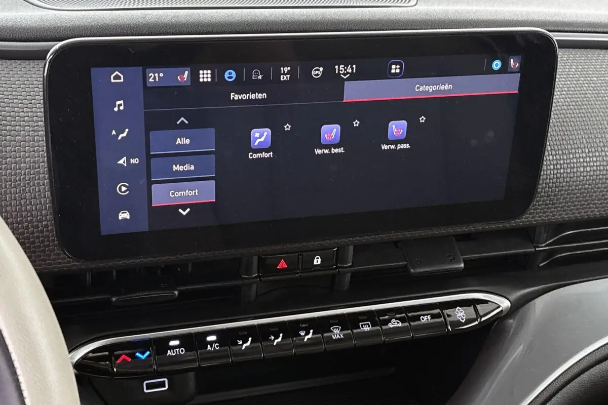 La Prima 42 kWh Pano Leder Stoelverwarming JBL Camera Apple CarPlay