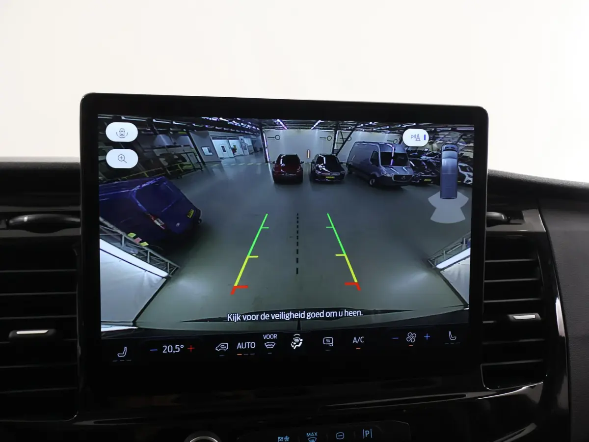 350 | L2 H2 | TREND | 68 kWh | NAVIGATIE | PARKEERCAMERA | 3-ZITS | ADAPTIVE CRUISE CONTROL | APPLE CARPLAY |
