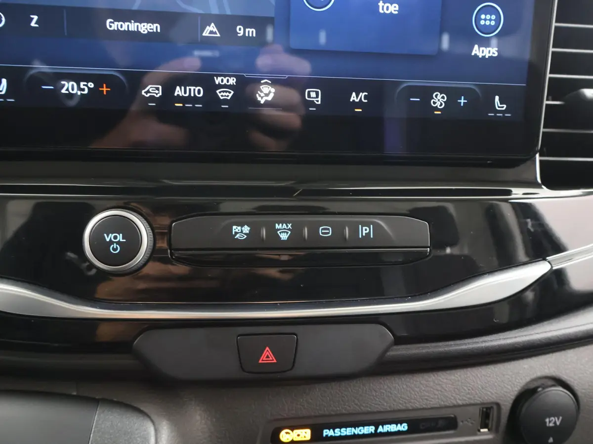 350 | L2 H2 | TREND | 68 kWh | NAVIGATIE | PARKEERCAMERA | 3-ZITS | ADAPTIVE CRUISE CONTROL | APPLE CARPLAY |