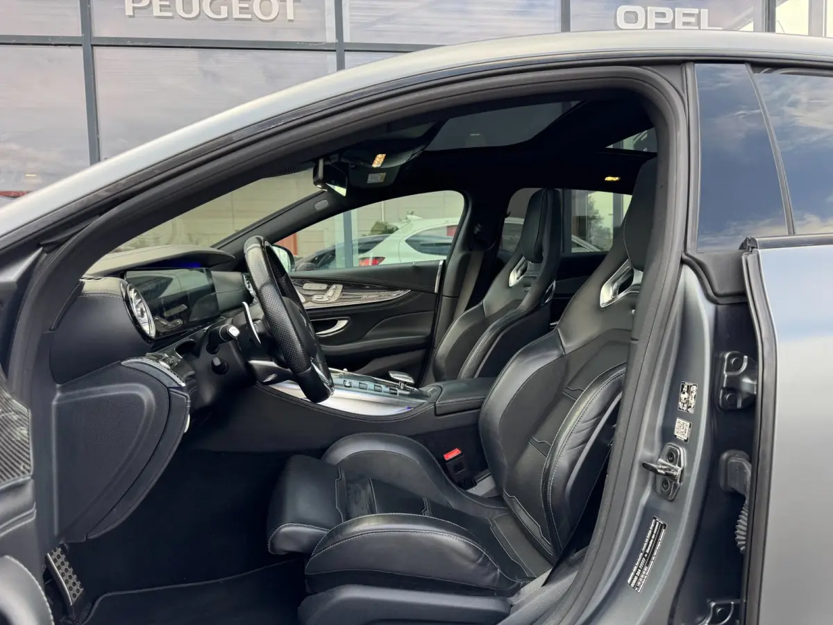 4MATIC+ Magno Bucket Seats