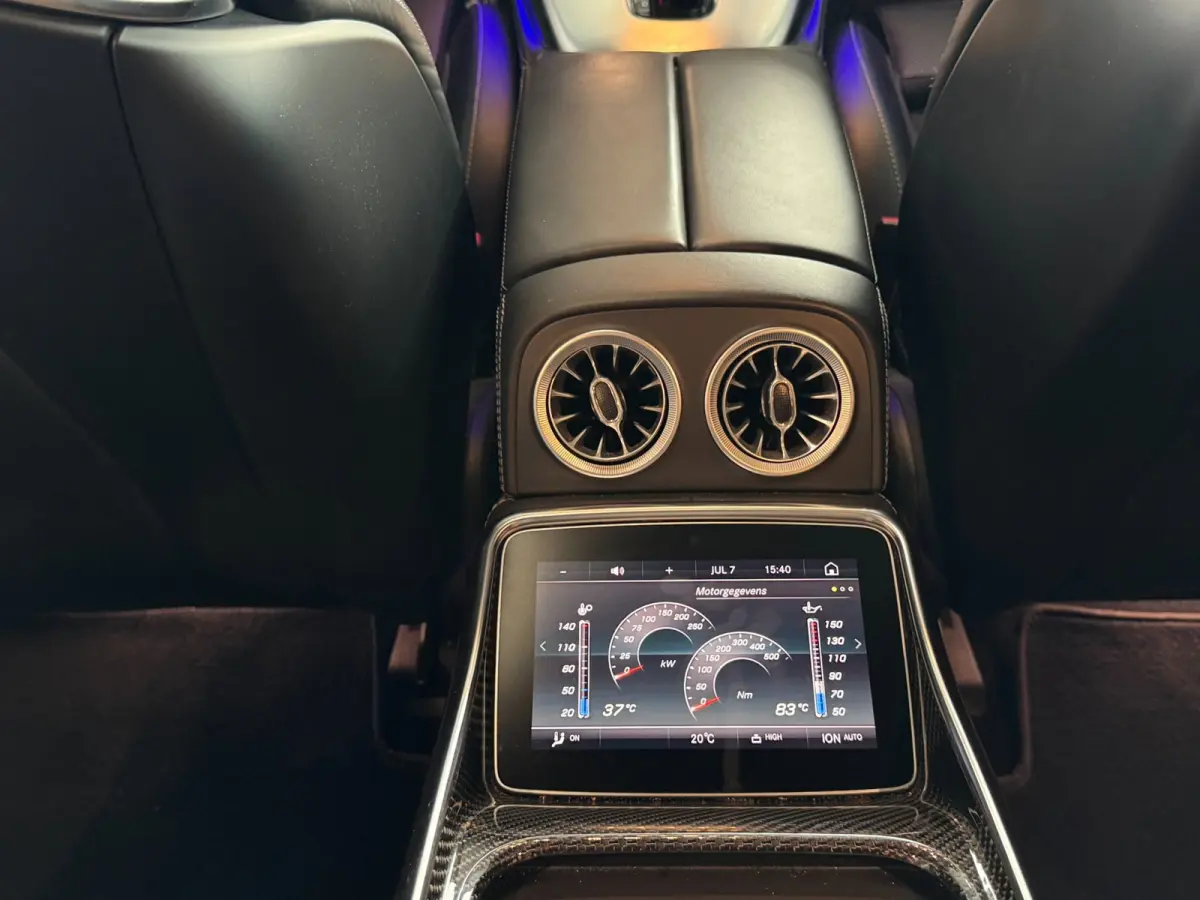 4MATIC+ Magno Bucket Seats