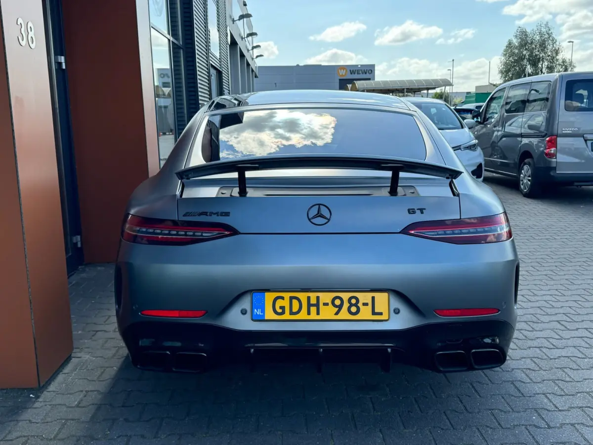 4MATIC+ Magno Bucket Seats