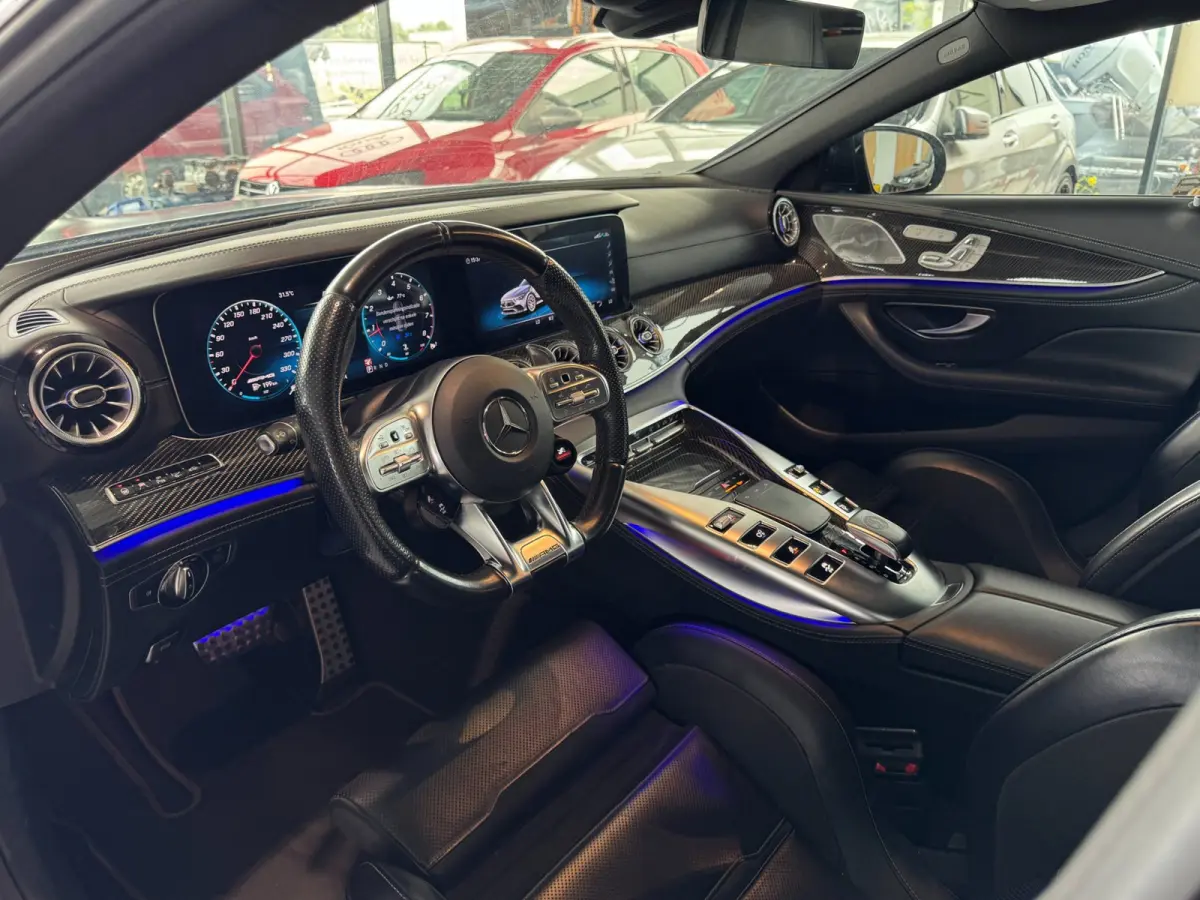 4MATIC+ Magno Bucket Seats
