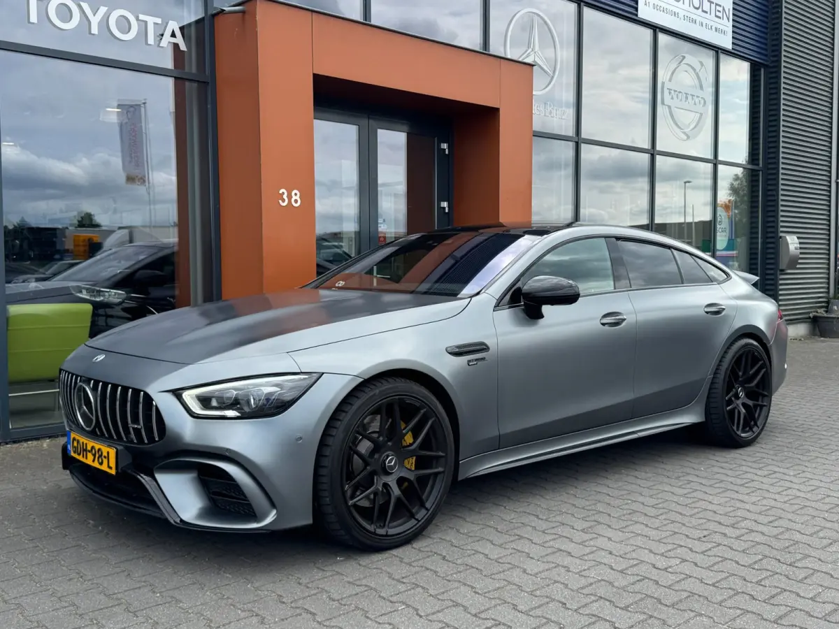 4MATIC+ Magno Bucket Seats