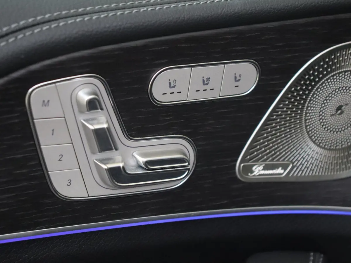 AMG 53 Hybrid 4MATIC+ Premium Plus /Panoramadak /Stoelventilatie /Elek achterbank /HUD /Rijassistentiepakket /22 Inch