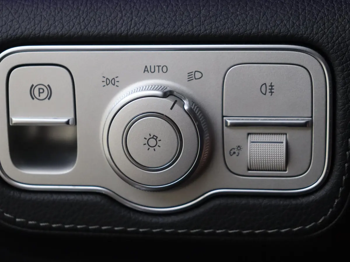 AMG 53 Hybrid 4MATIC+ Premium Plus /Panoramadak /Stoelventilatie /Elek achterbank /HUD /Rijassistentiepakket /22 Inch