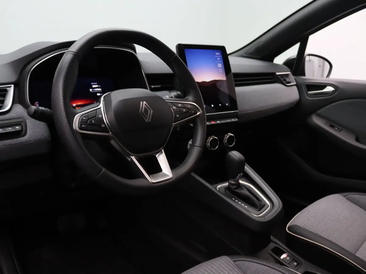 145pk E-Tech Full Hybrid techno Apple Carplay/Android Auto | Climate