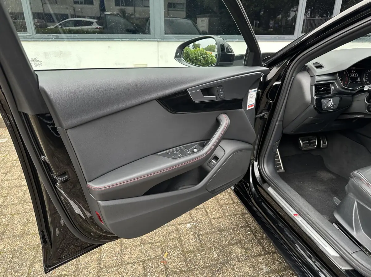 35 TFSI Sport S line black edition 👌🏻€15950