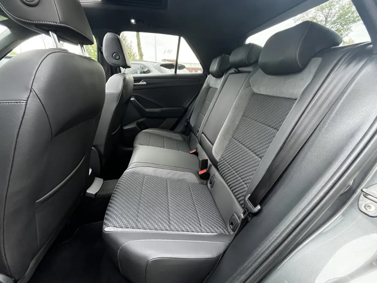 2.0 TSI 4Motion Sport Business R 190pk Automaat | Panoramadak | Adapt. Cruise | Afn. trekhaak | Dodehoek | Elektr. klep | Winter Pack | etc. etc.