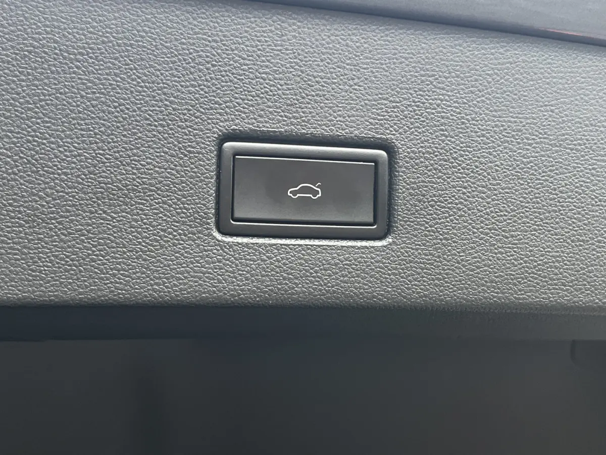2.0 TSI 4Motion Sport Business R 190pk Automaat | Panoramadak | Adapt. Cruise | Afn. trekhaak | Dodehoek | Elektr. klep | Winter Pack | etc. etc.