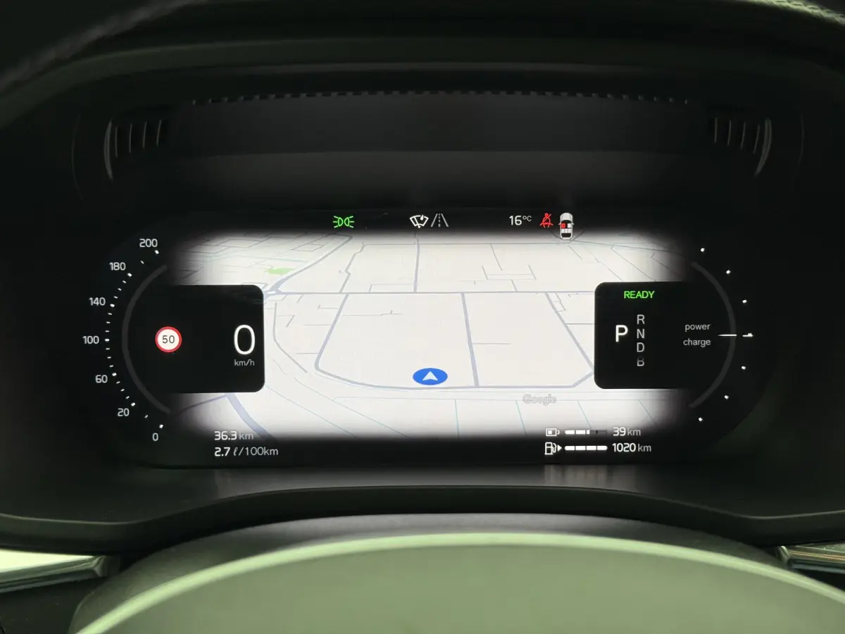 2.0 T6 Plug-in hybrid AWD Ultimate Dark