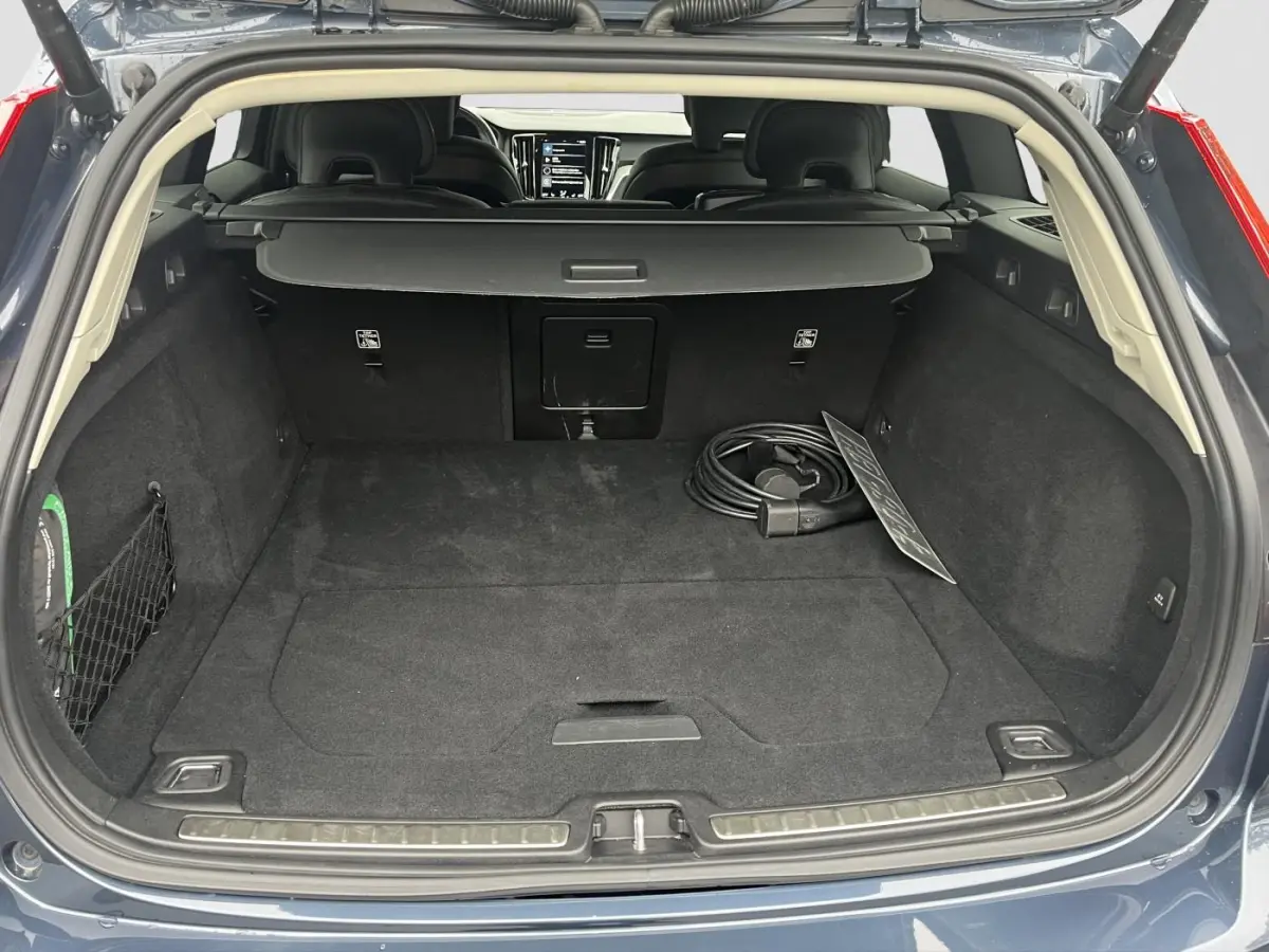 2.0 T6 Recharge AWD Inscription LONG RANGE | LEER | EL. TREKHAAK | HARMAN KARDON |