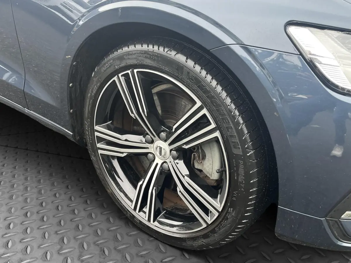 2.0 T6 Recharge AWD Inscription LONG RANGE | LEER | EL. TREKHAAK | HARMAN KARDON |
