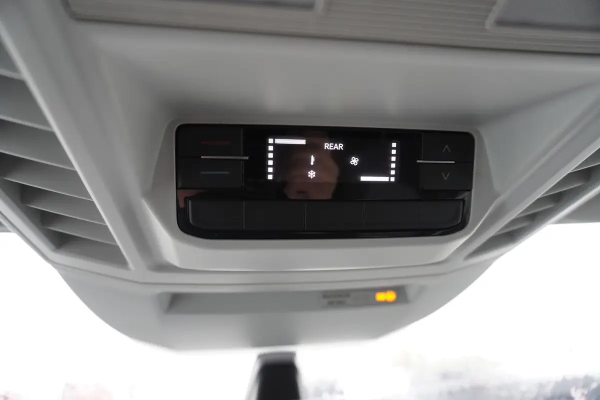 35 2.0 TDI 177PK L3H2 Automaat nr.V060 | Airco | Cruise| Camera | Apple CP-Android auto