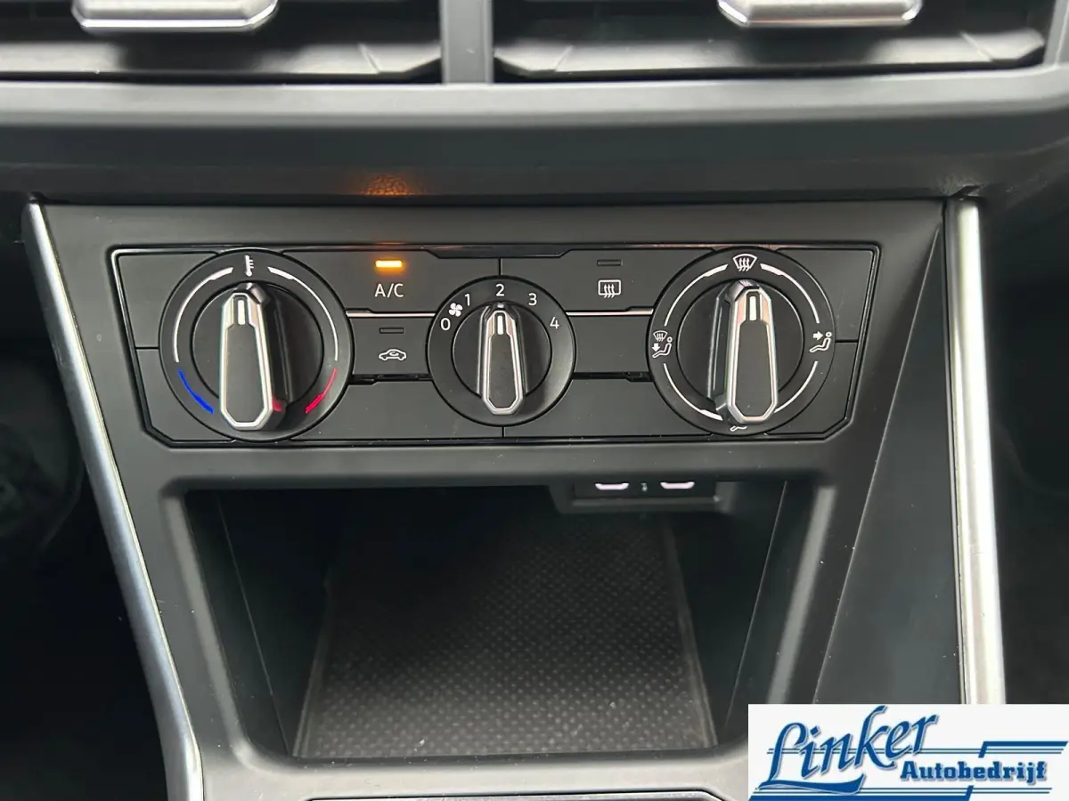 1.0 TSI Life|Digitale cockpit| Airco| Cruise|NL-AUTO