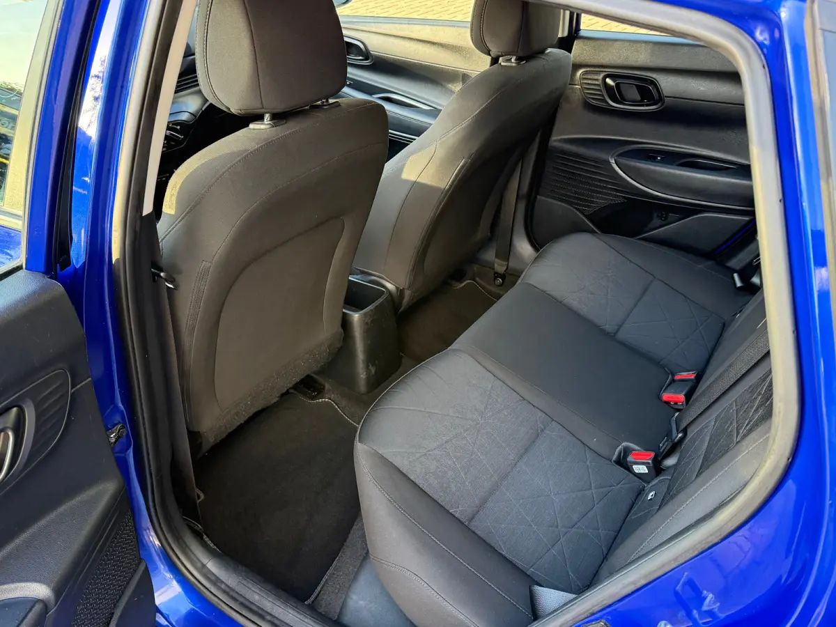 1.0 T-GDI Comfort / Apple CarPlay / Android Auto / Cruise control / Achteruitrijcamera / Parkeersensoren achter / Airconditioning / Bluetooth / Multifunctioneel stuurwiel / Rijstrookassisten