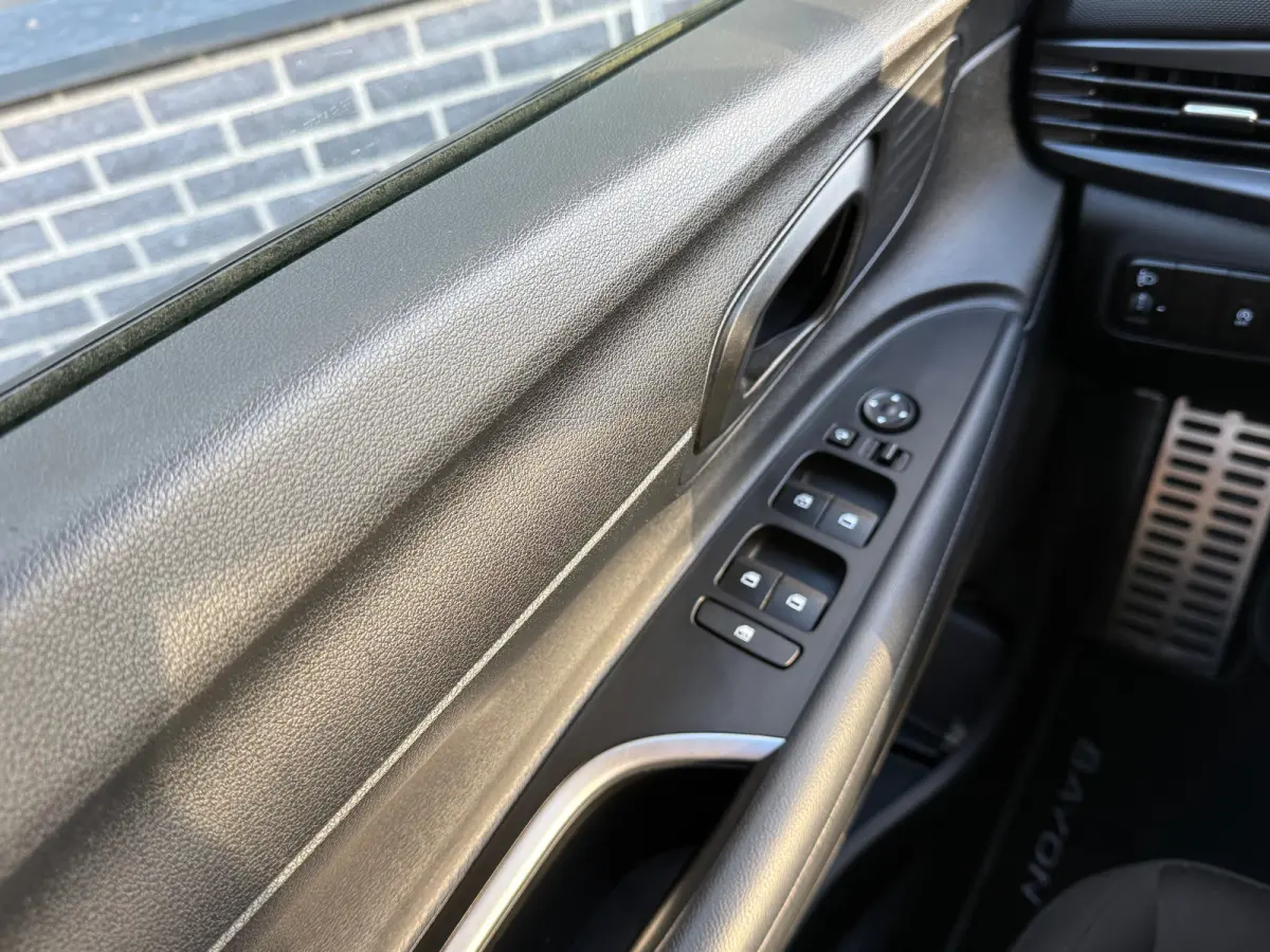 1.0 T-GDI Comfort / Apple CarPlay / Android Auto / Cruise control / Achteruitrijcamera / Parkeersensoren achter / Airconditioning / Bluetooth / Multifunctioneel stuurwiel / Rijstrookassisten