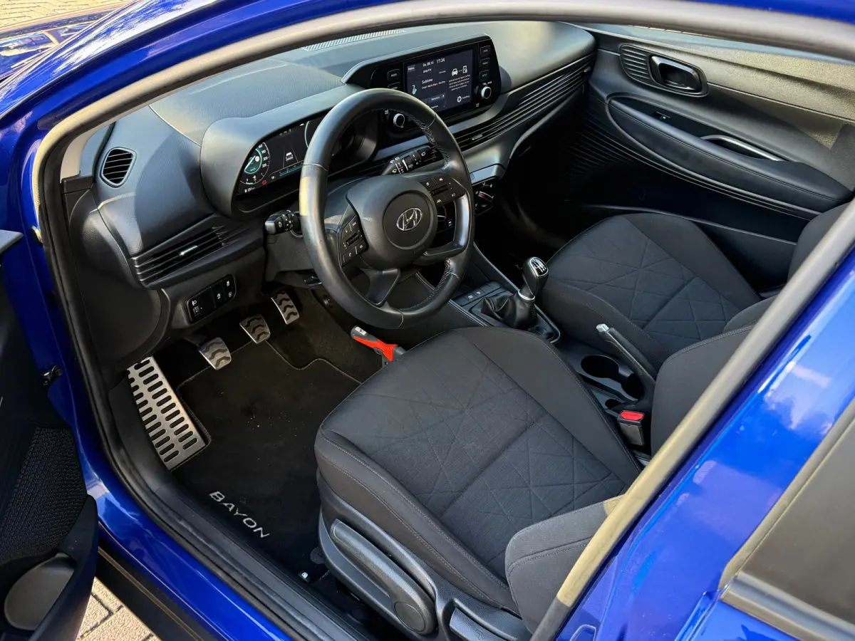 1.0 T-GDI Comfort / Apple CarPlay / Android Auto / Cruise control / Achteruitrijcamera / Parkeersensoren achter / Airconditioning / Bluetooth / Multifunctioneel stuurwiel / Rijstrookassisten