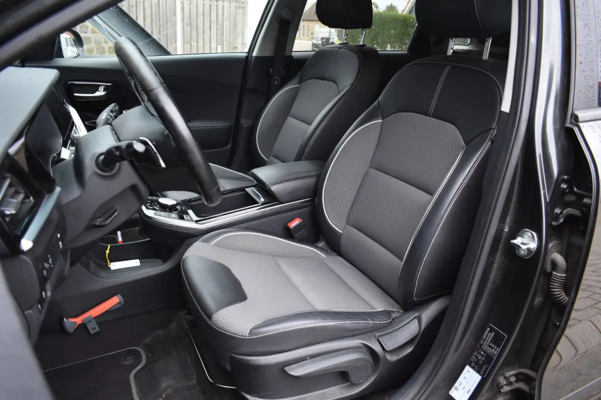 Edition 64 kWh SOH 97,8% | STOELVERWARMING | NAP | CAMERA | STUURVERWARMING | APPLE CARPLAY | ANDROID AUTO
