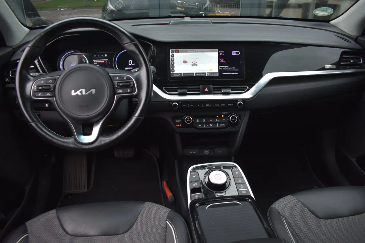 Edition 64 kWh SOH 97,8% | STOELVERWARMING | NAP | CAMERA | STUURVERWARMING | APPLE CARPLAY | ANDROID AUTO