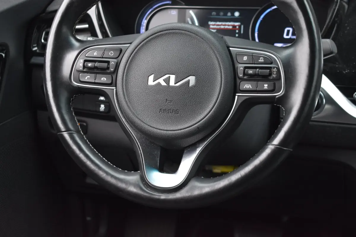 Edition 64 kWh SOH 97,8% | STOELVERWARMING | NAP | CAMERA | STUURVERWARMING | APPLE CARPLAY | ANDROID AUTO